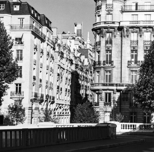 Urbane
