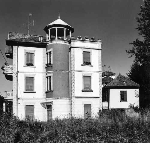 Urbane