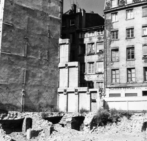 Urbane