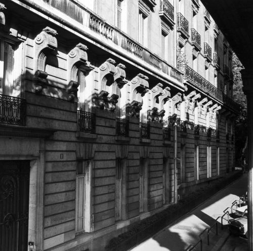 Urbane